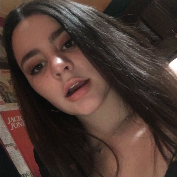 Meet your Posher, Jaden - Picture 2 of 5